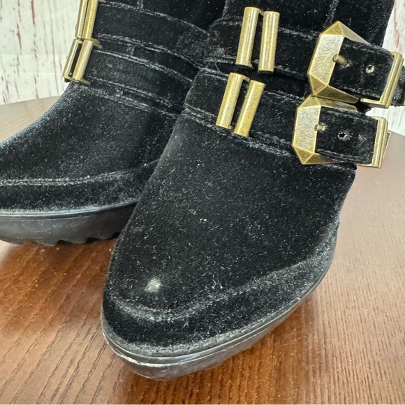 Jeffrey Campbell x LF  Crushed Velvet Buckled Boots Vintage Gothic look 7 GuC - Picture 13 of 16